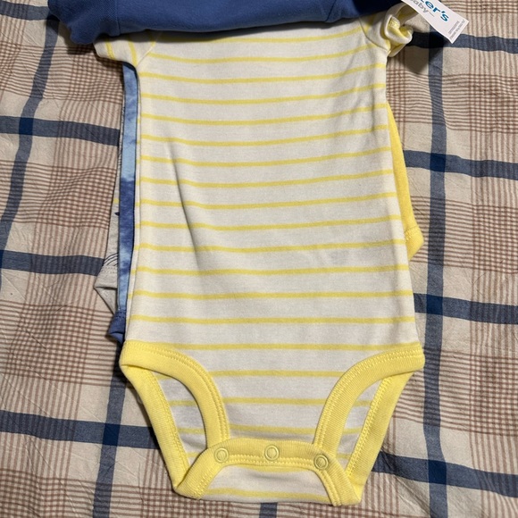 Carters Bodysuit Set - Picture 2 of 7